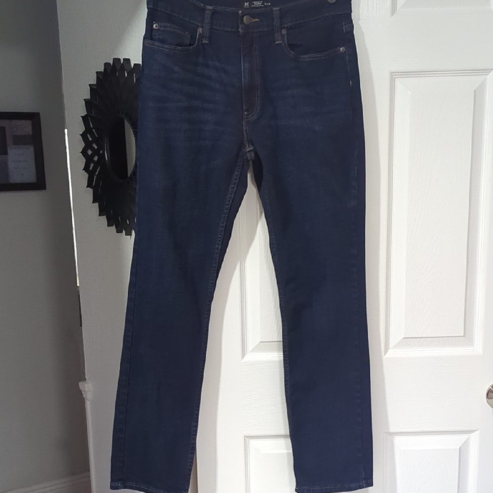 NWOT Men's Straight Fit Premium Stretch Denim Jeans 32x32